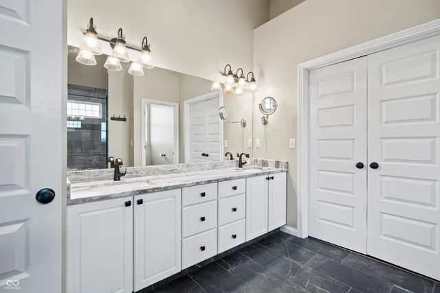 $1,275,000 | 7702 North County Road 300 West, Lizton, IN 46149