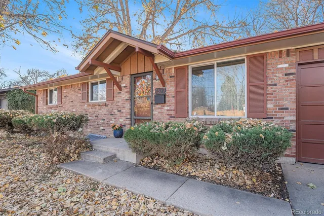 $579,900 | 1377 South Oneida Street, Denver, CO 80224