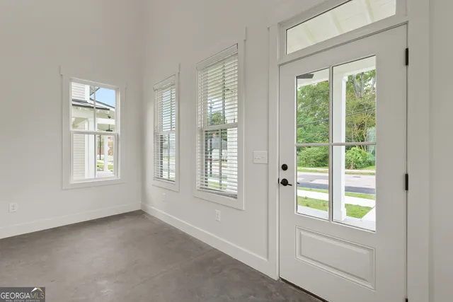 $1,395 | 707 Jefferson Street, LaGrange, GA 30240