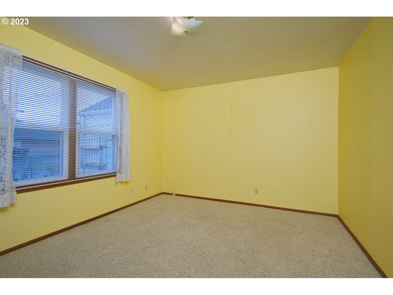 2738 Field Street Longview, WA 98632 - Photo 14 of 20 Gallery Image 14
