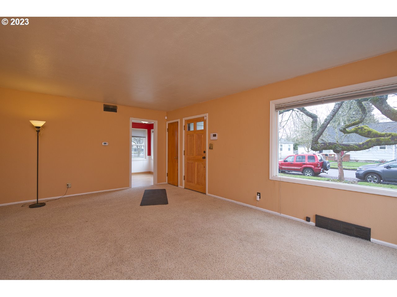 2738 Field Street Longview, WA 98632 - Photo 5 of 20 Gallery Image 5