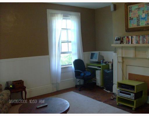 111 Hopewell Ridge Road Sycamore, PA 15364 - Photo 5 of 8 Den/Family/Great Room.