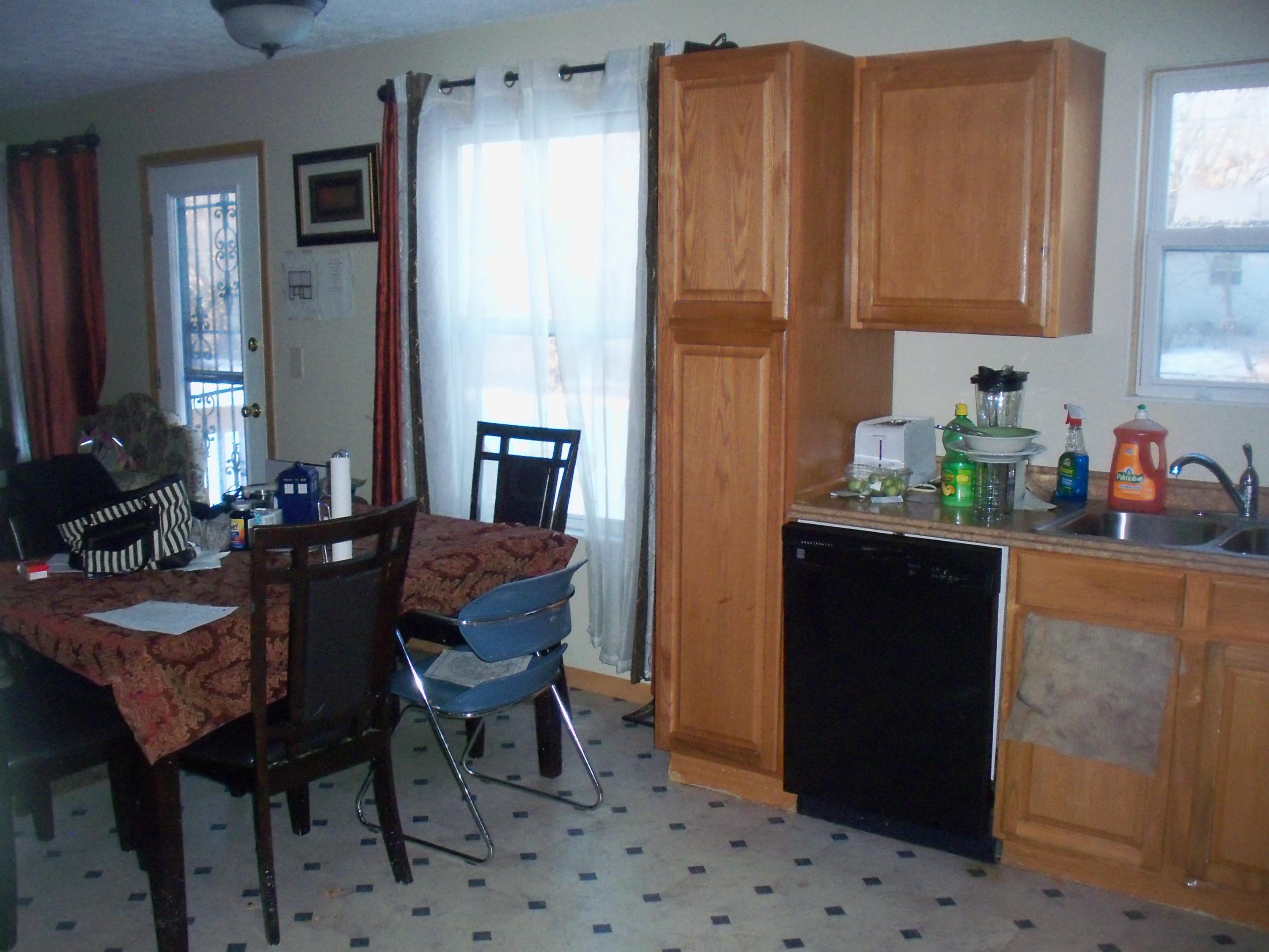 2042 Margo Road Columbus, OH 43229 - Photo 4 of 8 Gallery Image 4