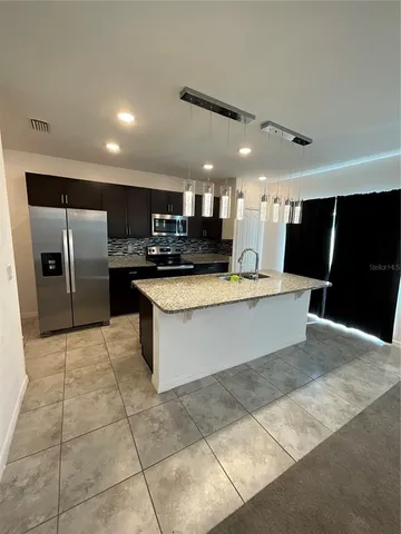 $2,700 | 913 Northwest 251st Drive, Newberry, FL 32669