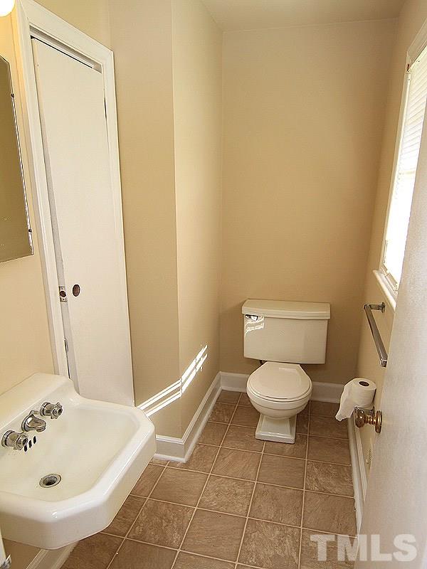 3108 Ward Road Raleigh, NC 27604 - Photo 7 of 12
