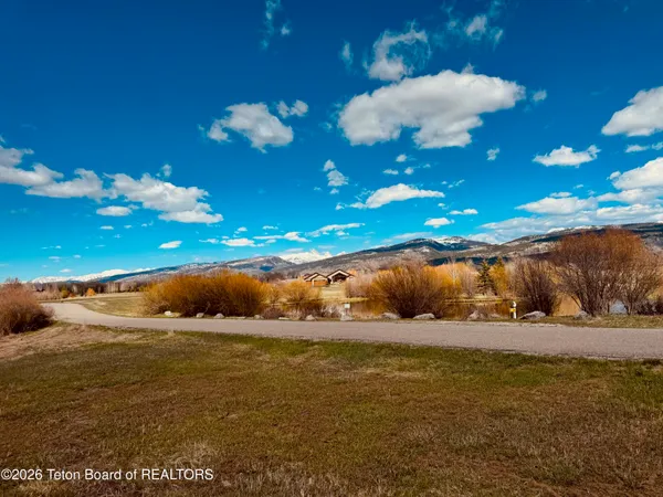 $325,000 | 6388 Fox Springs Drive, Victor, ID 83455