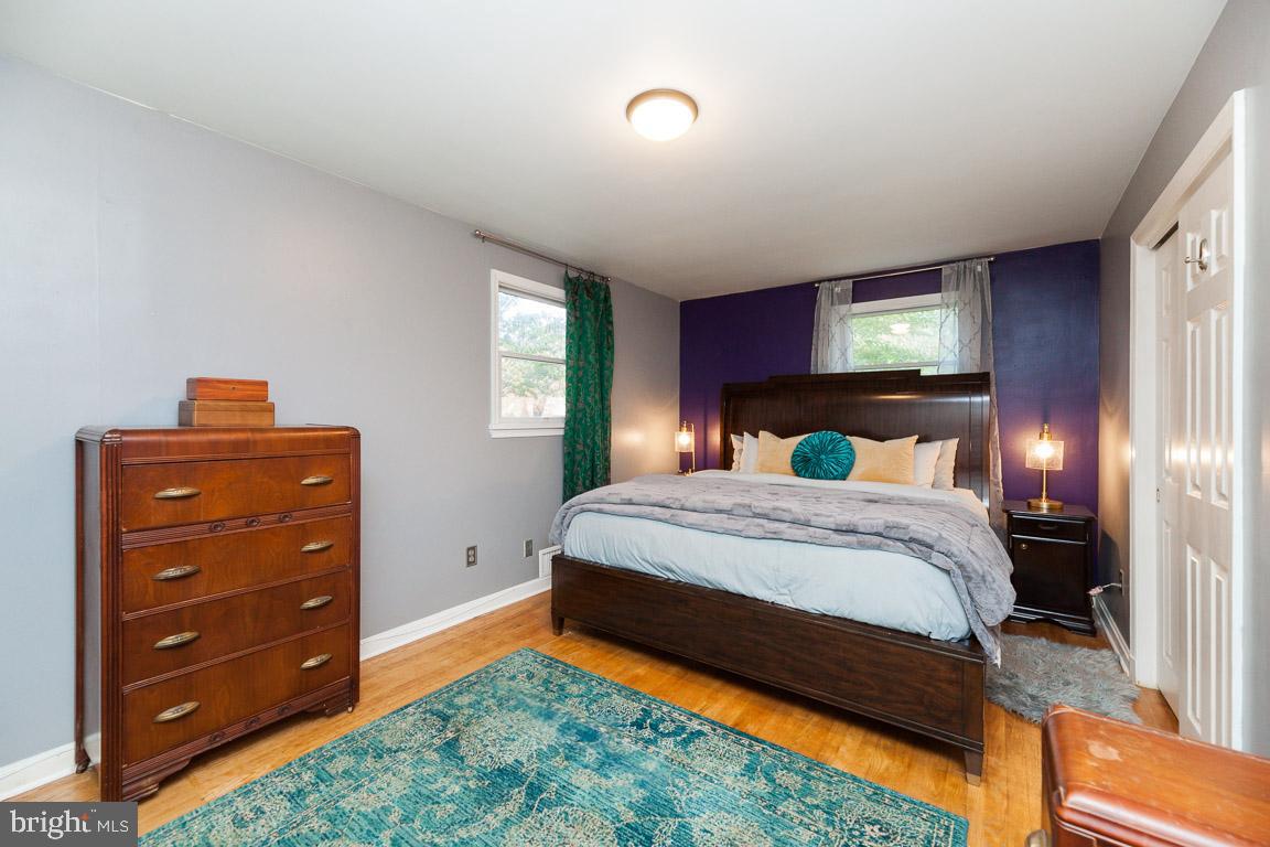 3600 Lowell Place Silver Spring, MD 20902 - Photo 11 of 33 Oversized large master suite