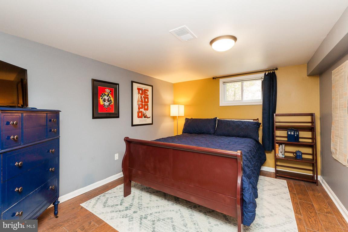 3600 Lowell Place Silver Spring, MD 20902 - Photo 20 of 33 Third bedroom in terrace level; separage entrance
