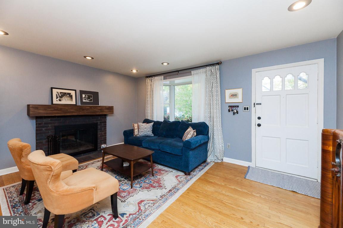 3600 Lowell Place Silver Spring, MD 20902 - Photo 6 of 33 Hardwood floors througout this lovely fireside rm