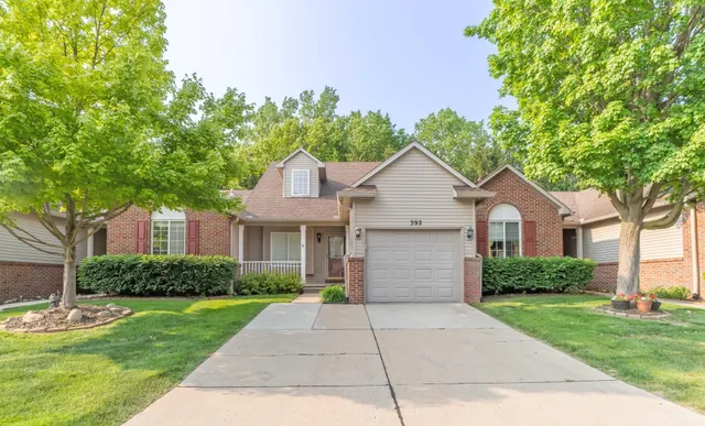 $275,000 | 392 Woodfield Square Lane, Brighton, MI 48116