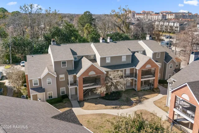 $179,000 | 141 East Boyd Drive, Unit 504, Baton Rouge, LA 70808