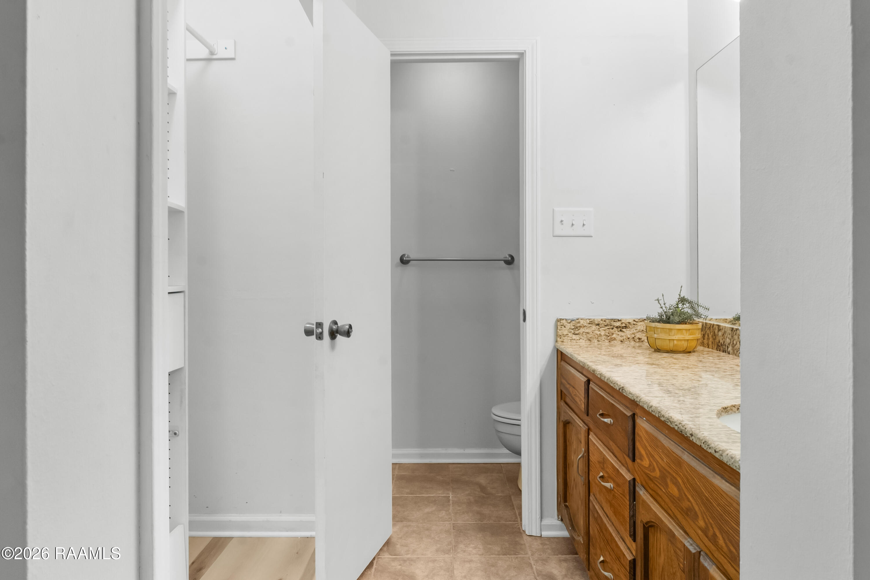 141 East Boyd Drive, Unit 504 Baton Rouge, LA 70808 - Photo 18 of 28 DSC00074 (1)