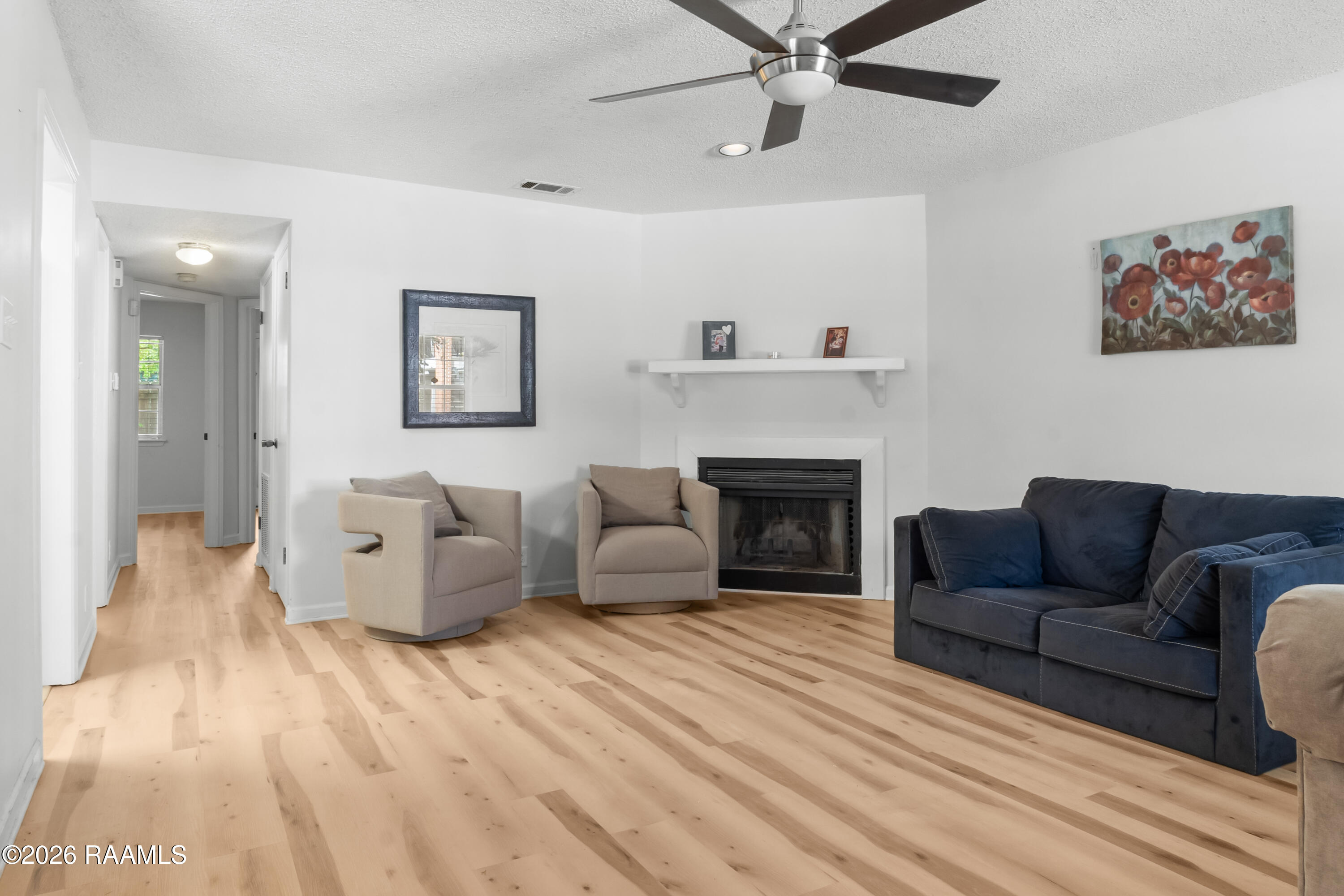 141 East Boyd Drive, Unit 504 Baton Rouge, LA 70808 - Photo 6 of 28 DSC00004 (1)