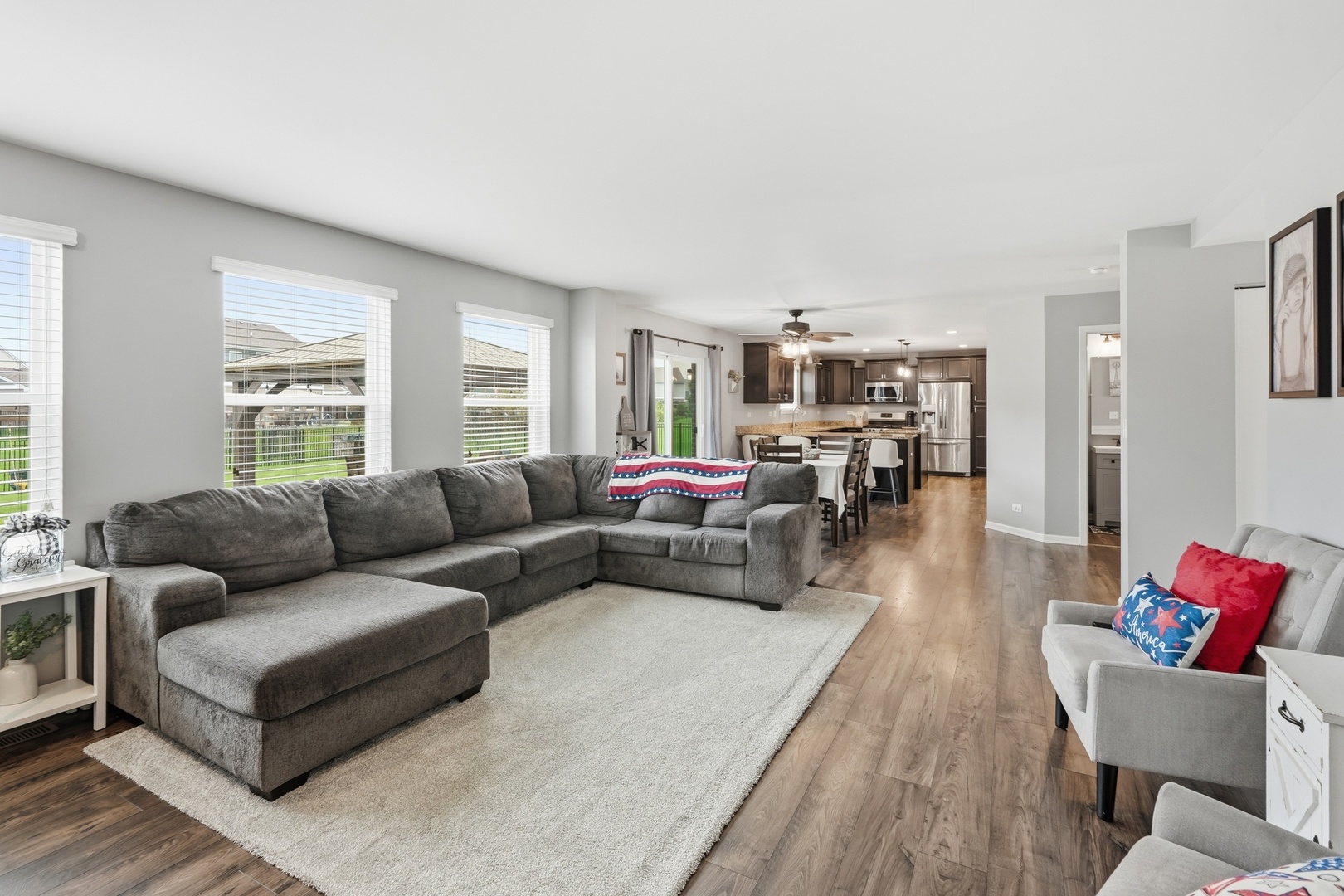 2032 Rownham Hill Road New Lenox, IL 60451 - Photo 13 of 38 Gallery Image 13