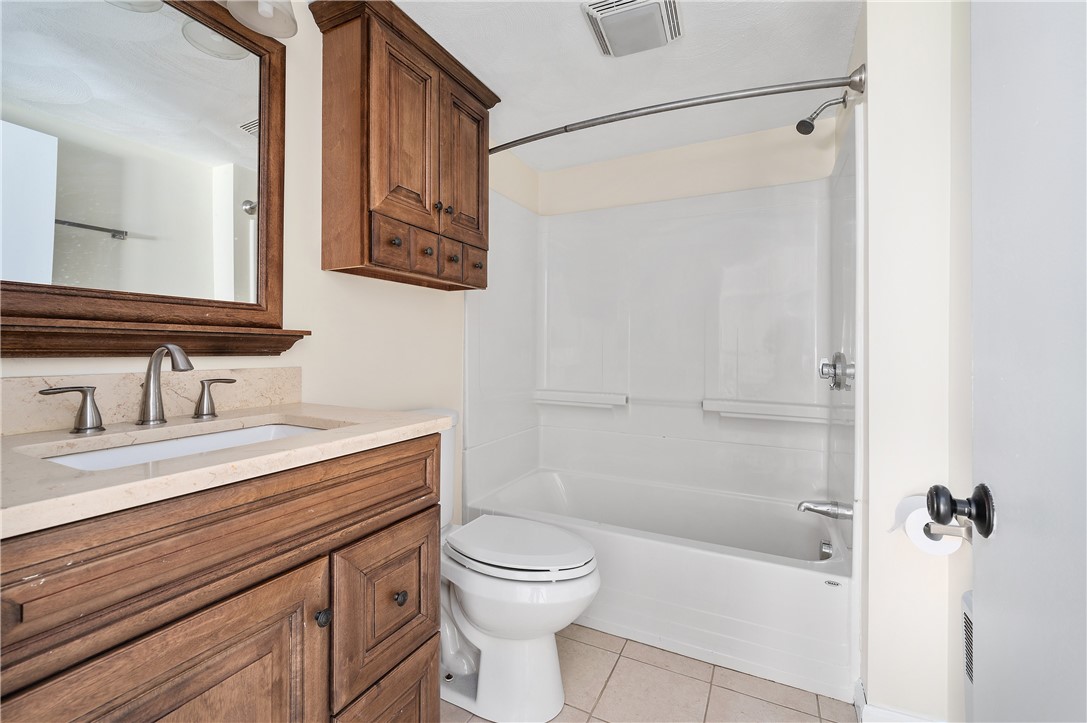 132 Virginia Avenue Woonsocket, RI 02895 - Photo 15 of 35