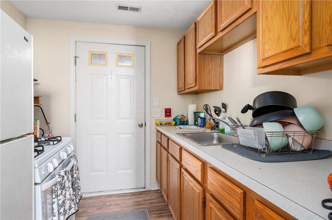 132 Virginia Avenue Woonsocket, RI 02895 - Photo 19 of 35