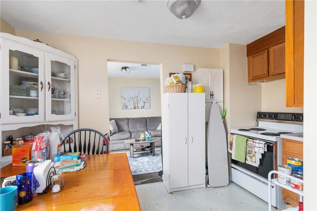 132 Virginia Avenue Woonsocket, RI 02895 - Photo 31 of 35