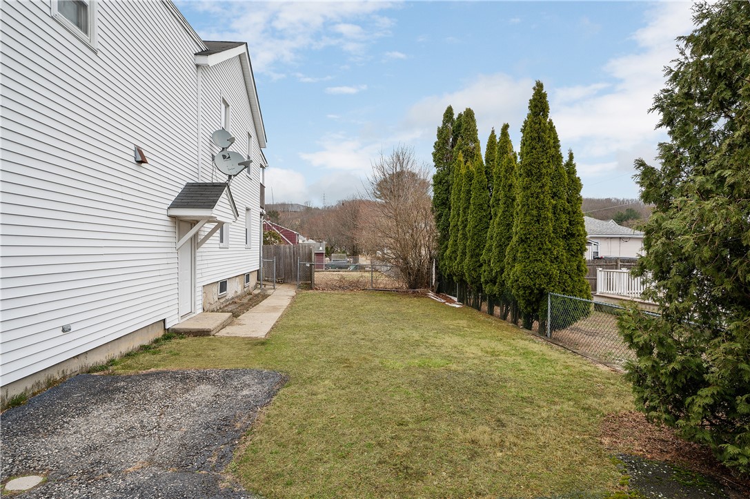 132 Virginia Avenue Woonsocket, RI 02895 - Photo 7 of 35