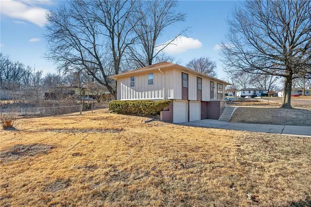 $250,000 | 2006 Plymouth Street, Independence, MO 64058