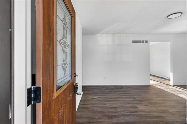 $250,000 | 2006 Plymouth Street, Independence, MO 64058