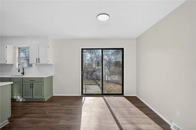 $250,000 | 2006 Plymouth Street, Independence, MO 64058