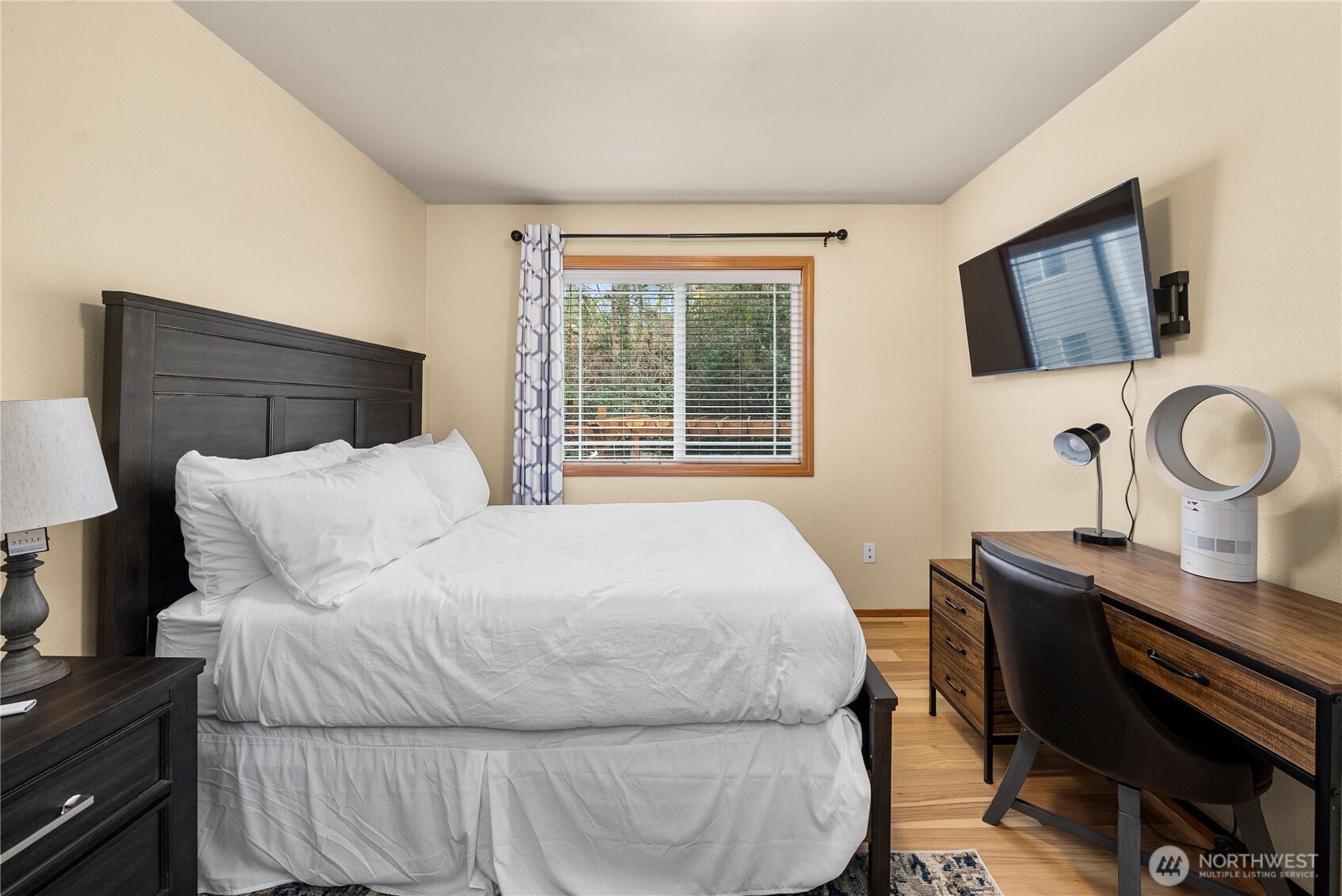 5145 B S Augusta Seattle, WA 98178 - Photo 12 of 21