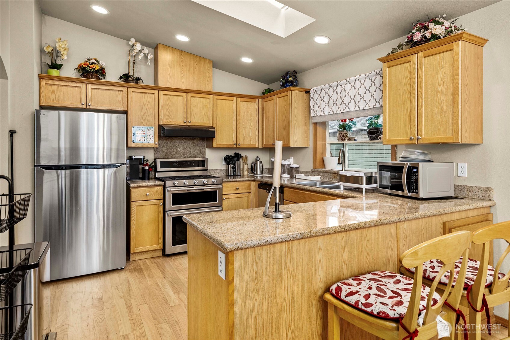 5145 B S Augusta Seattle, WA 98178 - Photo 8 of 21