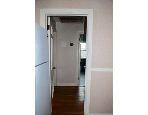 43 Sherbrooke Street Springfield, MA 01104 - Photo 11 of 22 Gallery Image 11