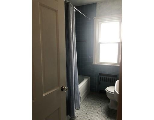43 Sherbrooke Street Springfield, MA 01104 - Photo 13 of 22 Gallery Image 13