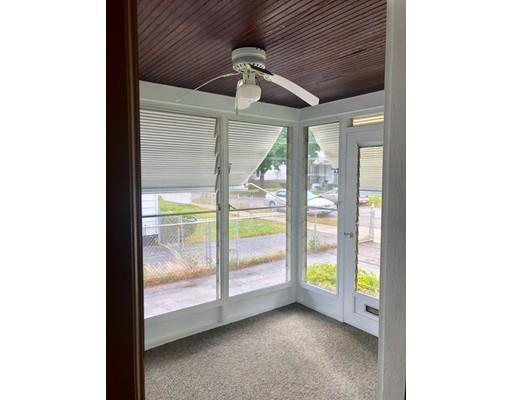 43 Sherbrooke Street Springfield, MA 01104 - Photo 5 of 22 Gallery Image 5