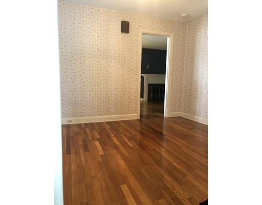 43 Sherbrooke Street Springfield, MA 01104 - Photo 6 of 22 Gallery Image 6