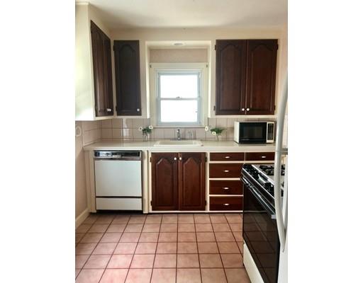 43 Sherbrooke Street Springfield, MA 01104 - Photo 9 of 22 Gallery Image 9