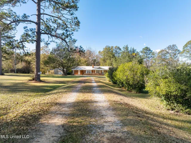 $235,000 | 57 Donald Hale Road, Lumberton, MS 39455