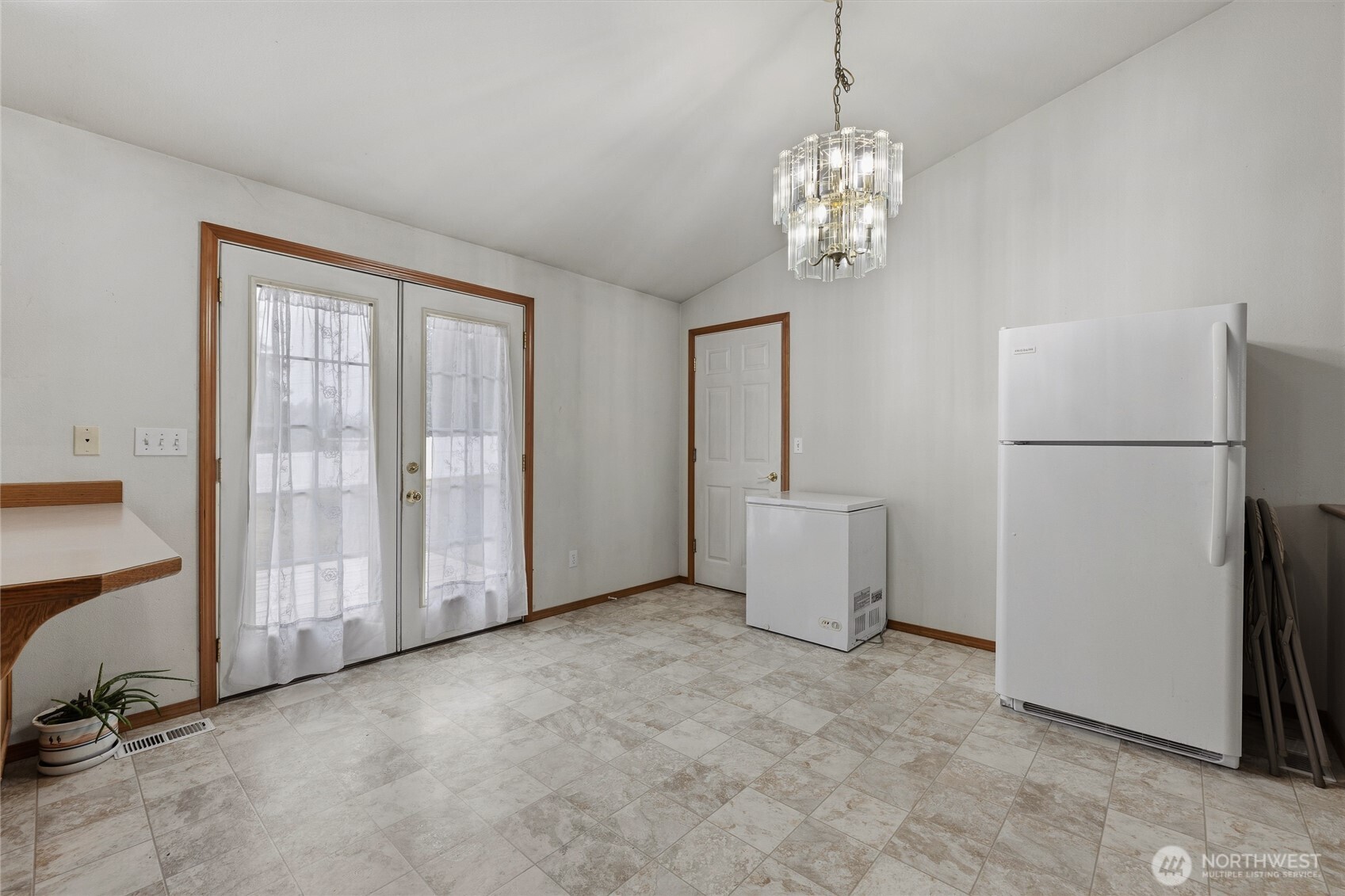5423 180th Avenue Southwest Rochester, WA 98579 - Photo 5 of 30 Gallery Image 5