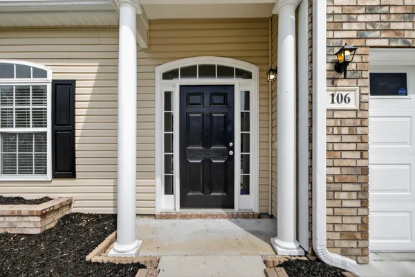 $354,900 | 106 Meadowvale Lane, Moncks Corner, SC 29461