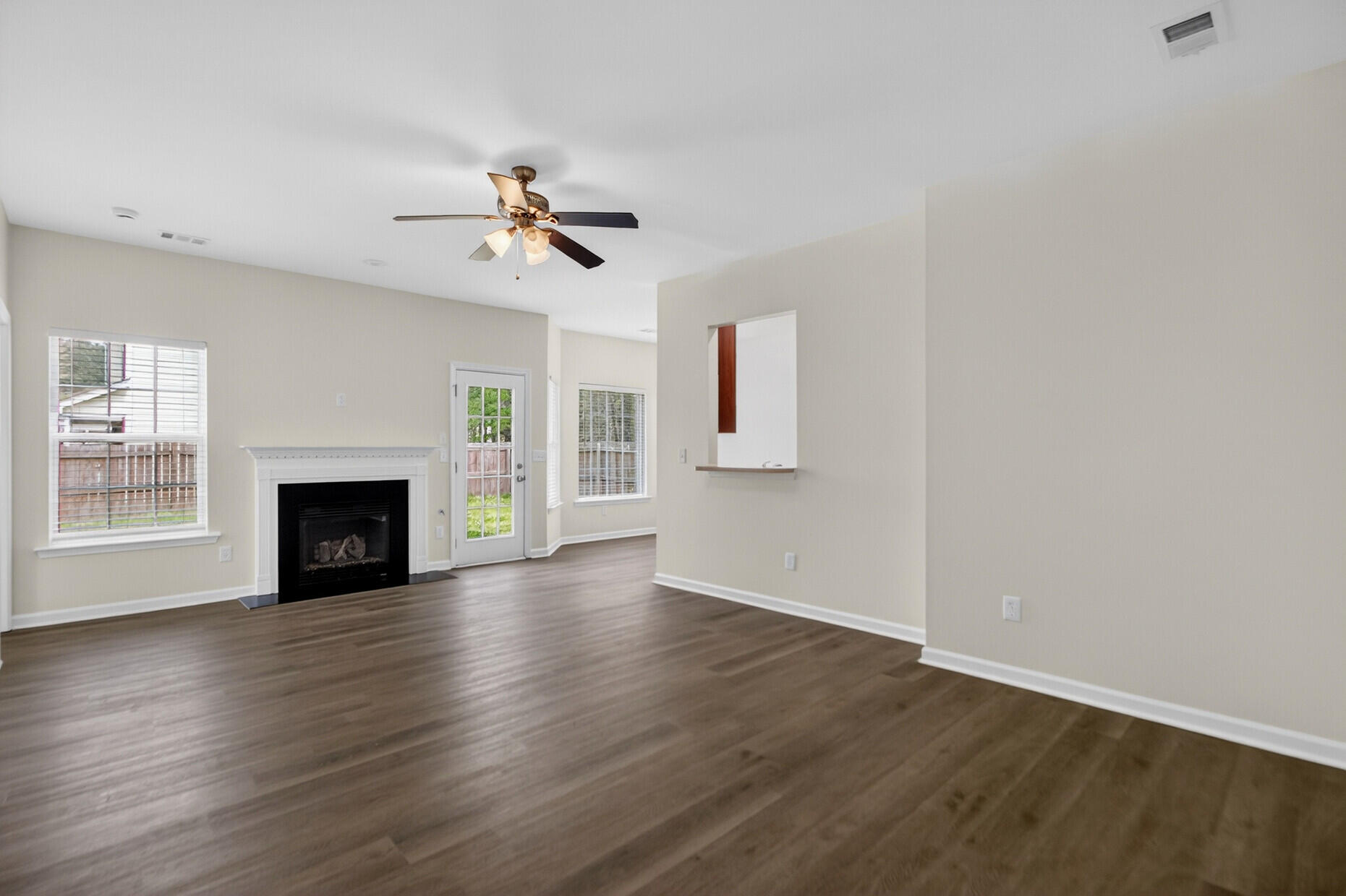 106 Meadowvale Lane Moncks Corner, SC 29461 - Photo 6 of 36 06___6_mls