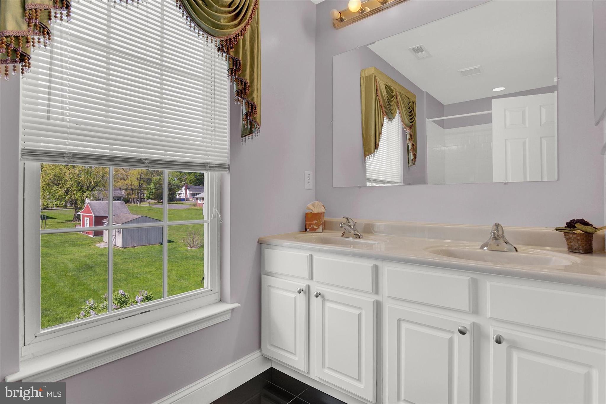 9023 Hines Road Parkville, MD 21234 - Photo 24 of 36 Guest Bath
