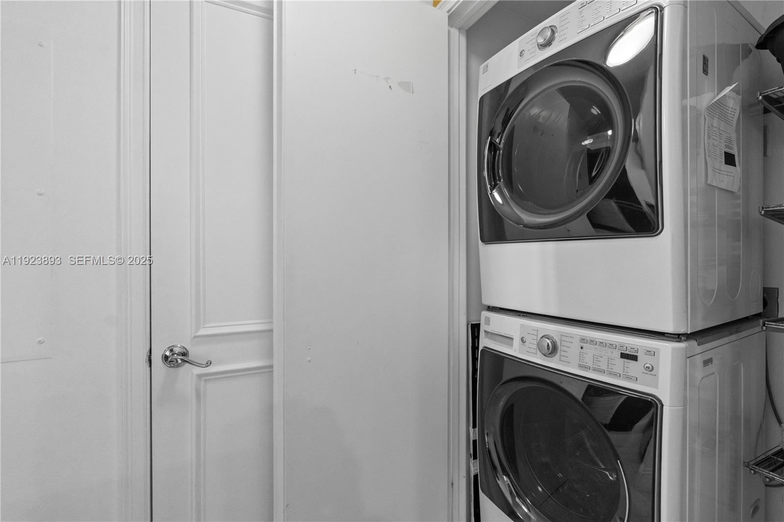 3400 Southwest 27th Avenue, Unit 1505 Coconut Grove, FL 33133 - Photo 31 of 43