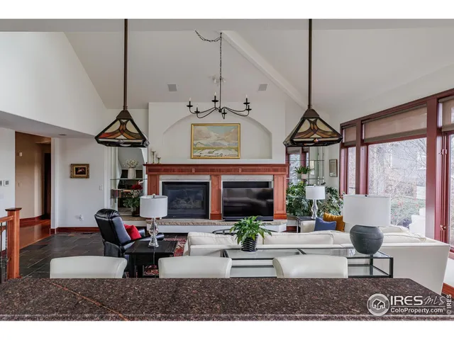 $2,195,000 | 7187 Longview Drive, Niwot, CO 80503