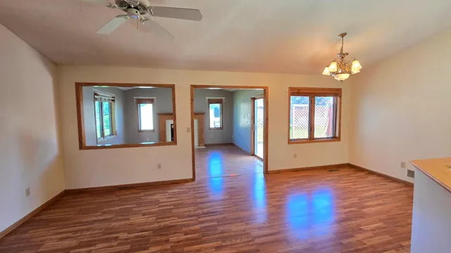 $279,900 | 9136 Windsor Terrace, Brooklyn Park, MN 55443