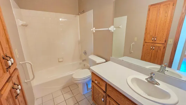 $279,900 | 9136 Windsor Terrace, Brooklyn Park, MN 55443