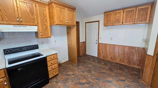 $279,900 | 9136 Windsor Terrace, Brooklyn Park, MN 55443