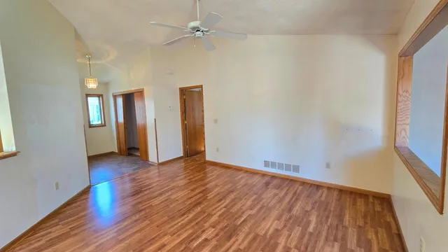 $279,900 | 9136 Windsor Terrace, Brooklyn Park, MN 55443