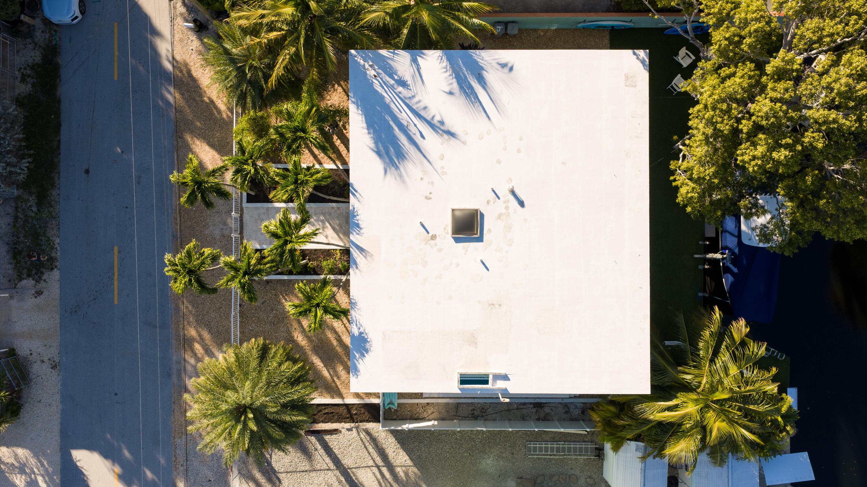 127 Peace Avenue Key Largo, FL 33070 - Photo 38 of 56 view of balcony