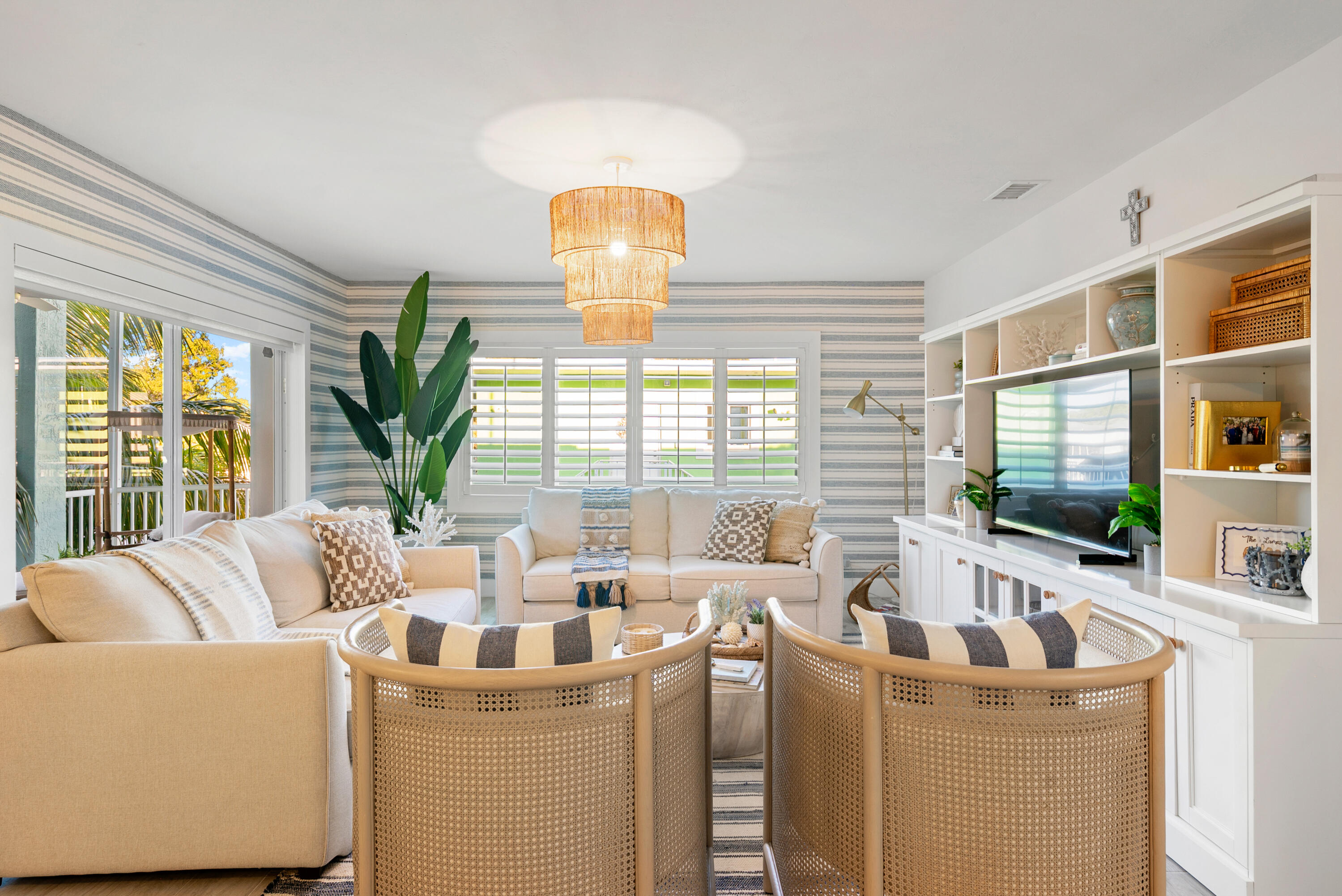127 Peace Avenue Key Largo, FL 33070 - Photo 43 of 56 a living room with furniture and a flat screen tv