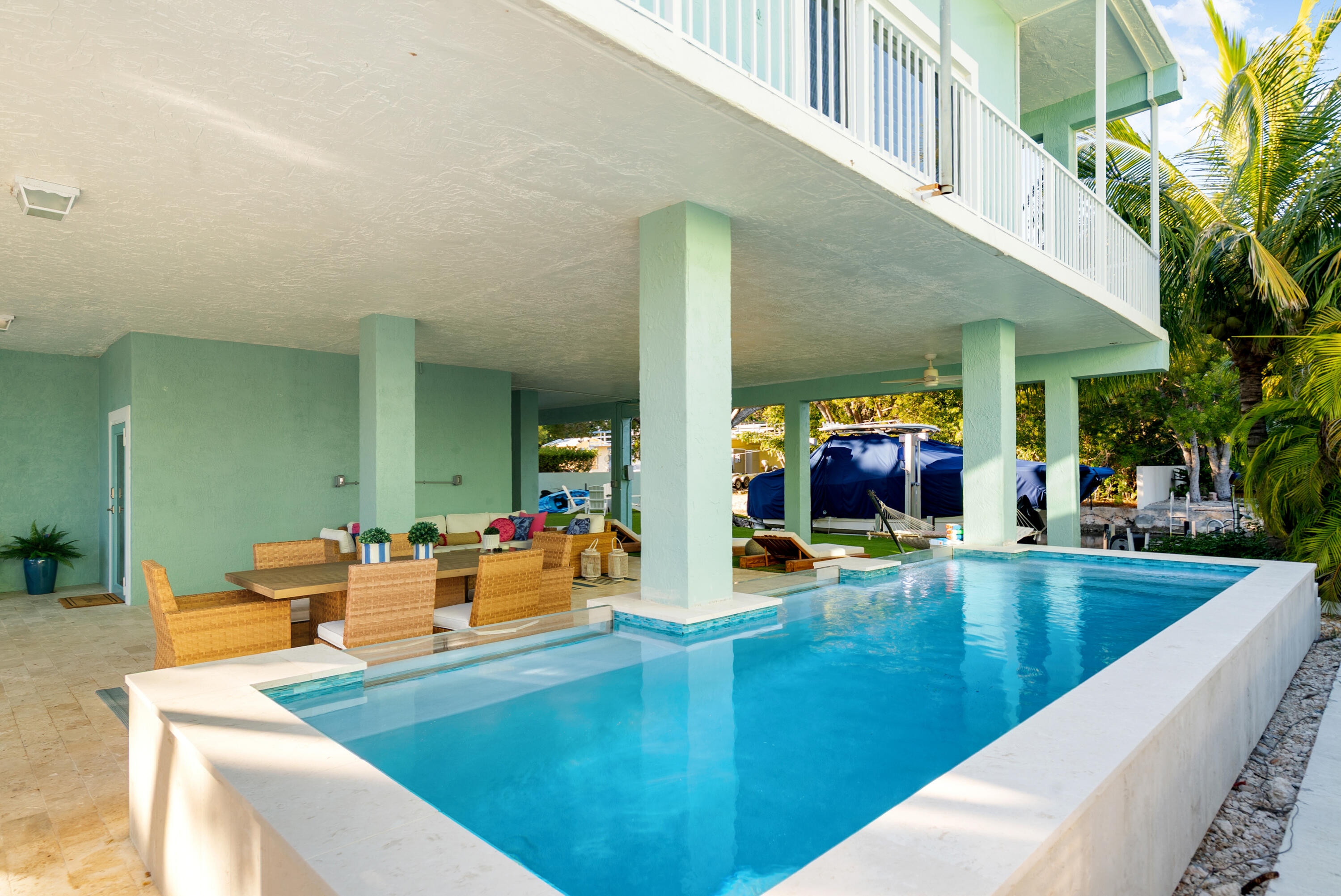 127 Peace Avenue Key Largo, FL 33070 - Photo 7 of 56 Pool