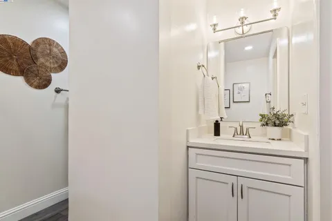 $399,000 | 1743 Carmel Drive, Unit 9, Walnut Creek, CA 94596