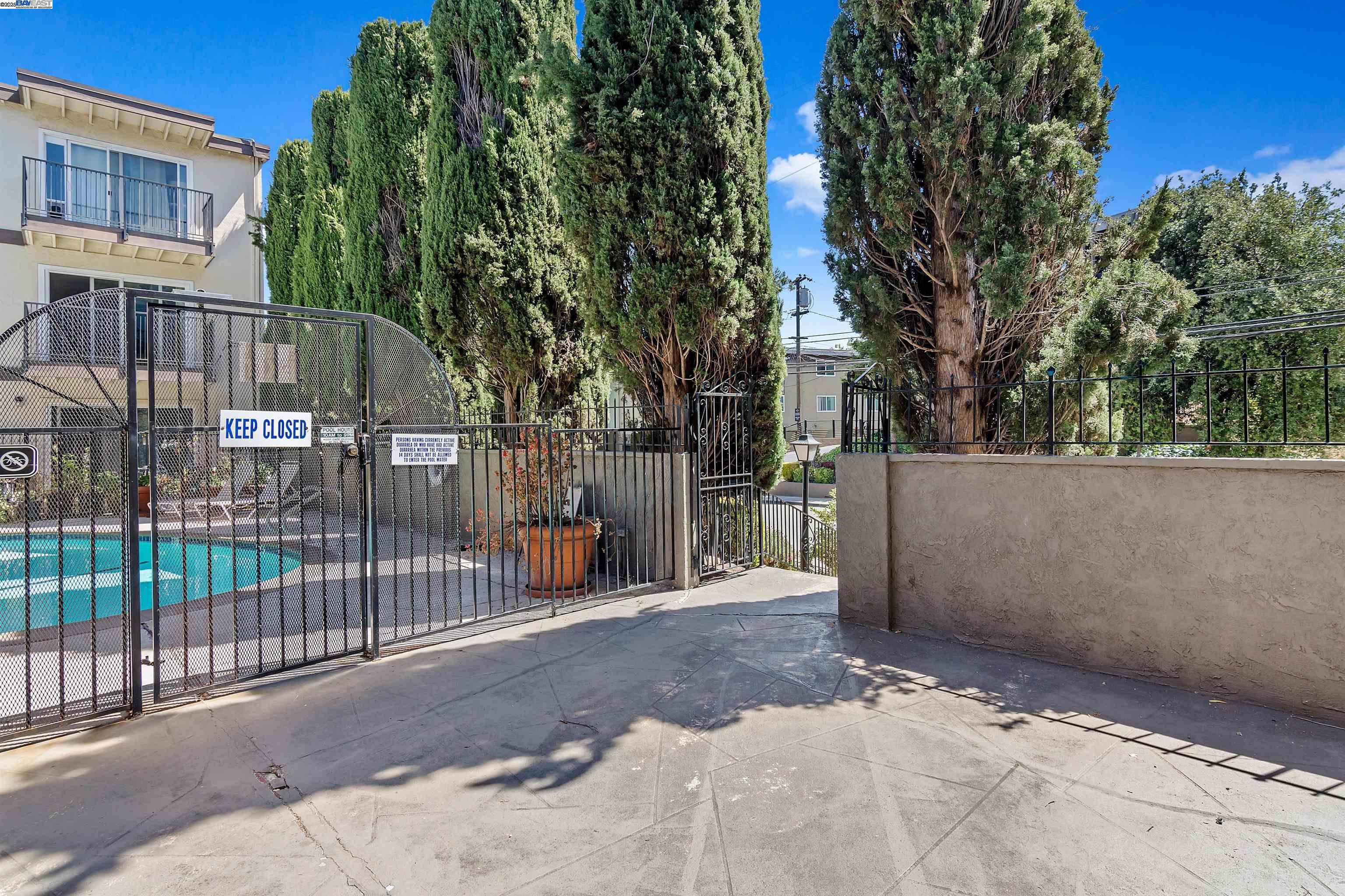 1743 Carmel Drive, Unit 9 Walnut Creek, CA 94596 - Photo 27 of 30