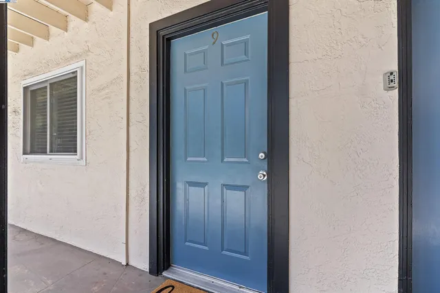 $399,000 | 1743 Carmel Drive, Unit 9, Walnut Creek, CA 94596