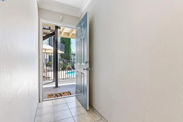 $399,000 | 1743 Carmel Drive, Unit 9, Walnut Creek, CA 94596